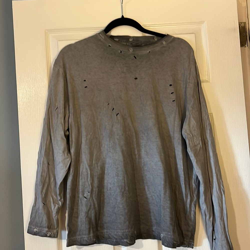 urban outfitters ripped up shirt